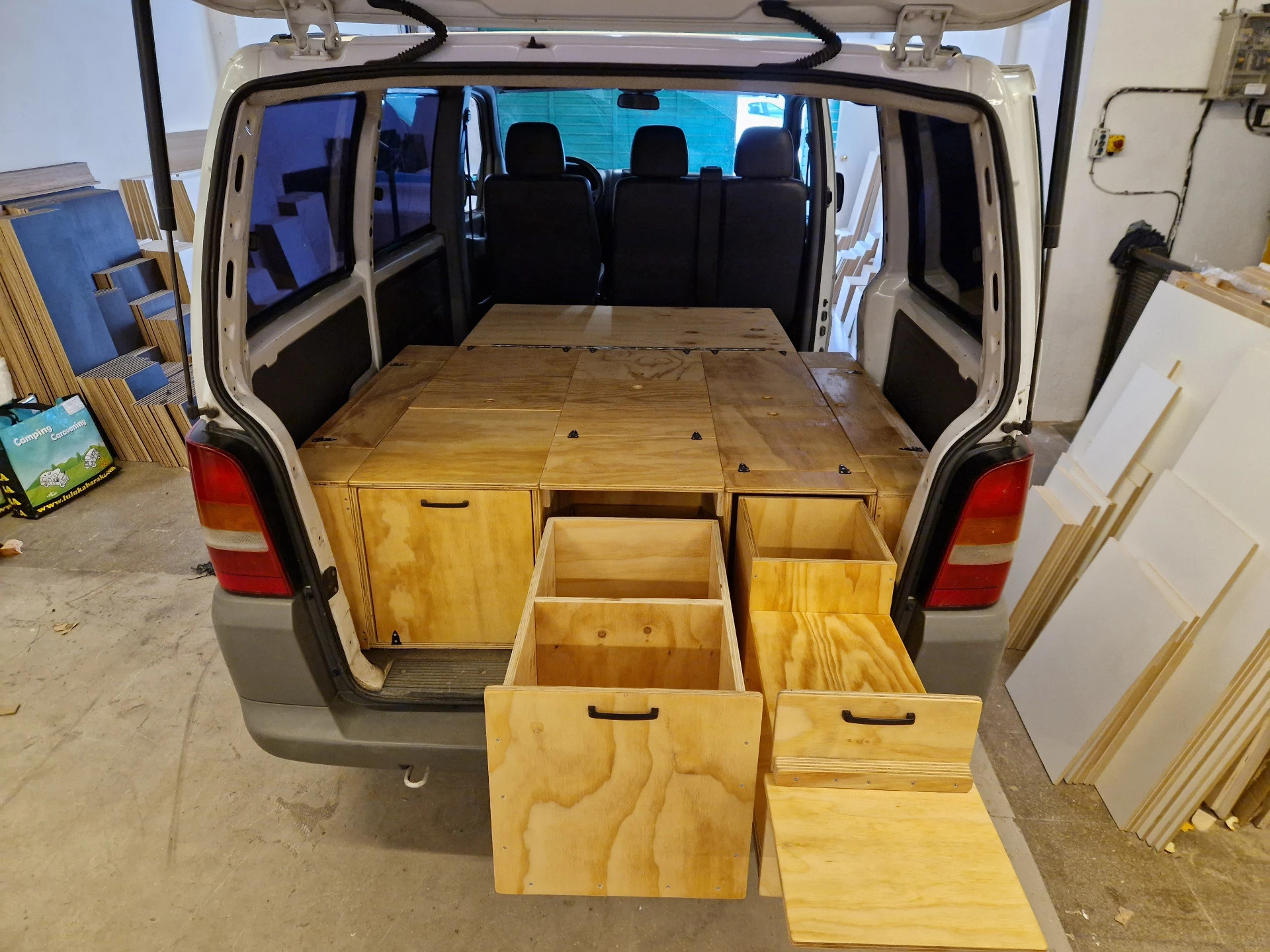 Olpro Whitbourne 16 Piece Melamine Dining Set Reviews - Foto 2